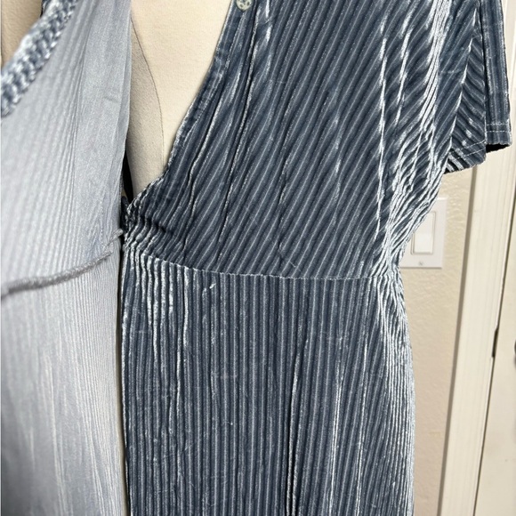 Elegant Simplee Plus, Steel Blue Ribbed Velour High Low Wrap Dress. Short Sleeve - Picture 3 of 16